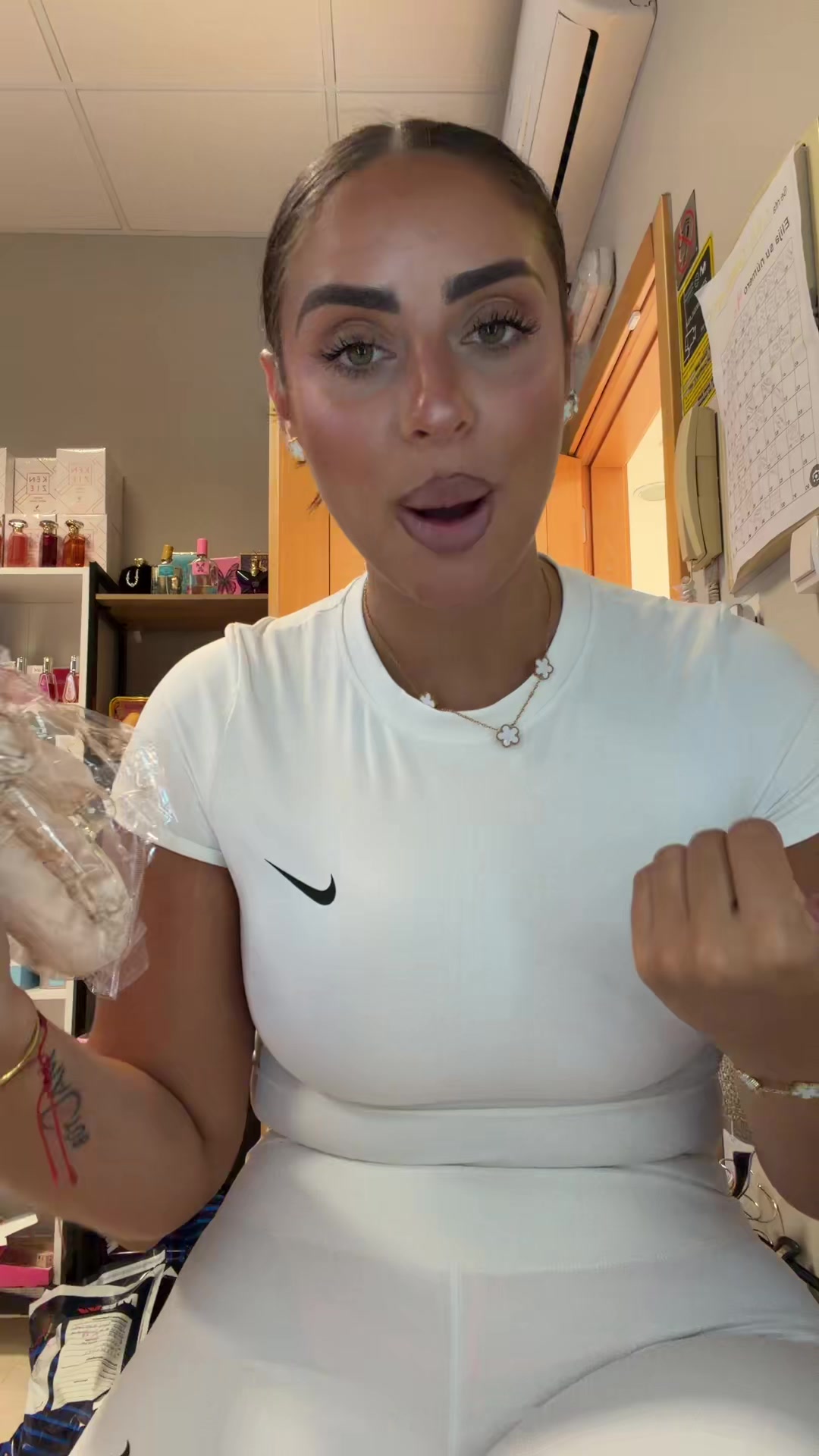 @Ainoabaezashop