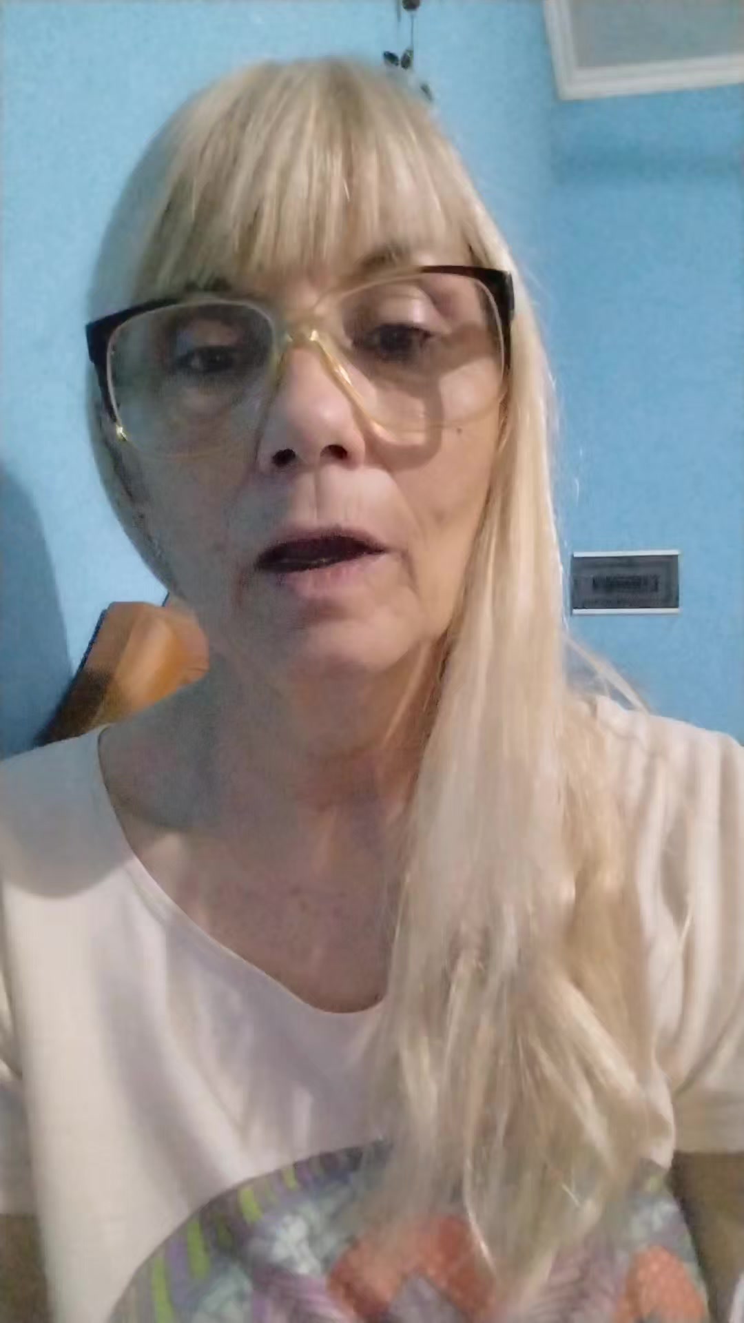 @TODOSOMOSTAROT