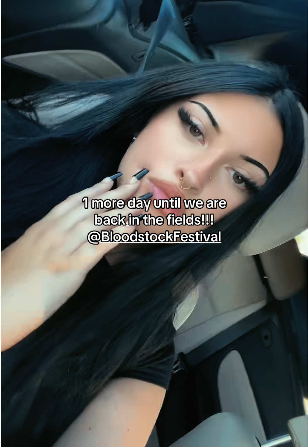 @𝐄𝐕𝐄𝐑𝐋𝐘𝐍