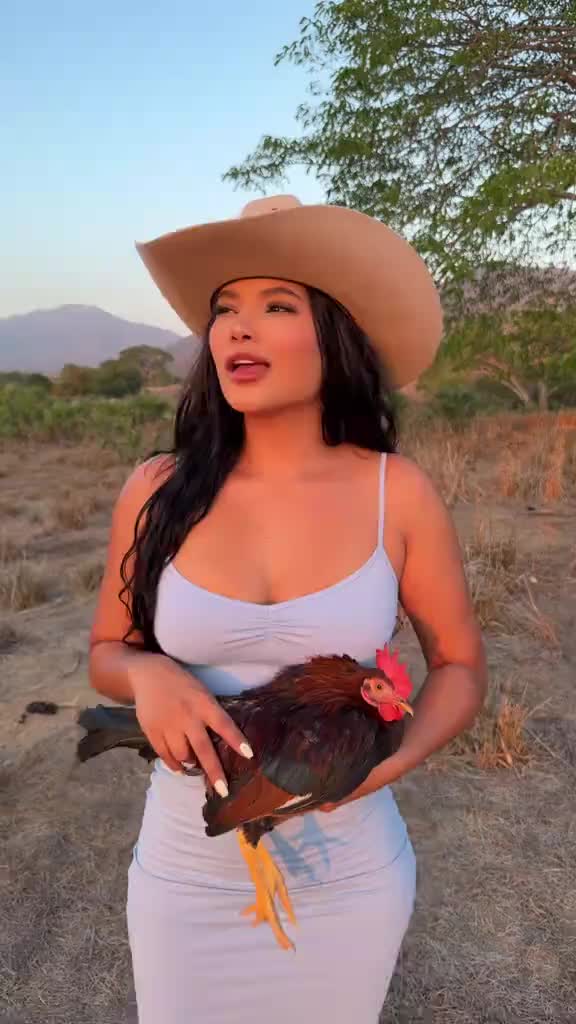 @mariana🇨🇴🇷🇴🇭🇺