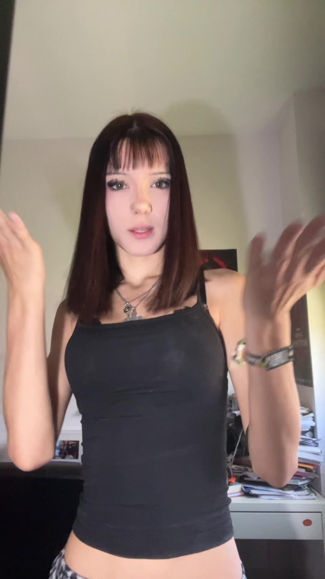@๐ฌ๐๐๐๐๐๐๐ท๏ธ