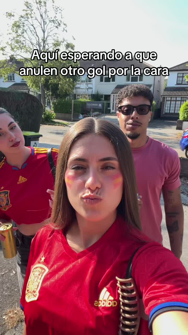 @La ni&ntilde;a🥖