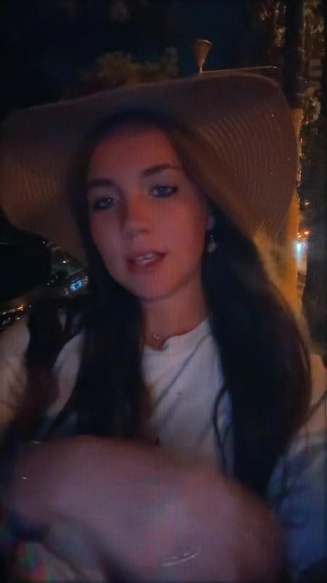 @_deniiiiz