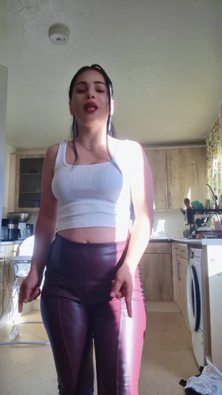 @Lily liliana