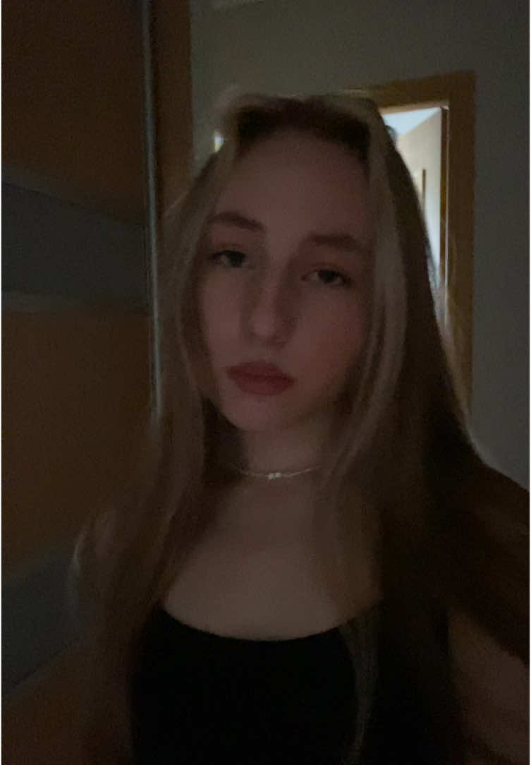 @викуля пиника
