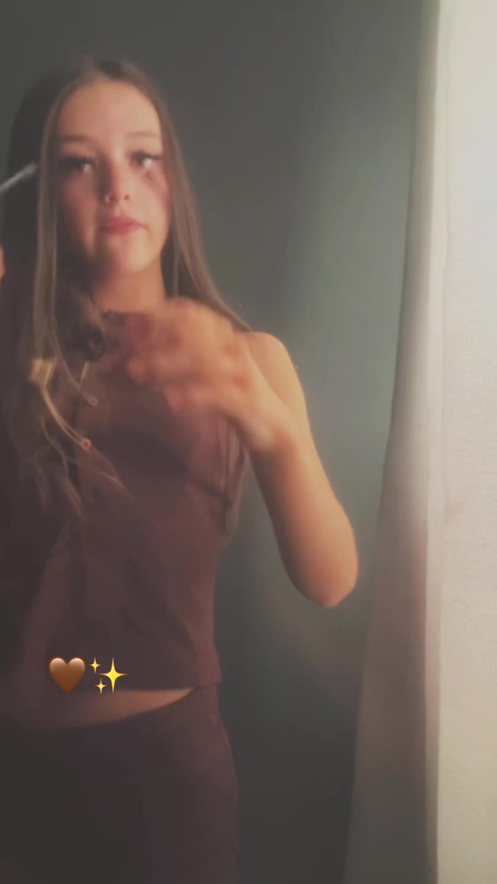 @👸🏽🪩🍸