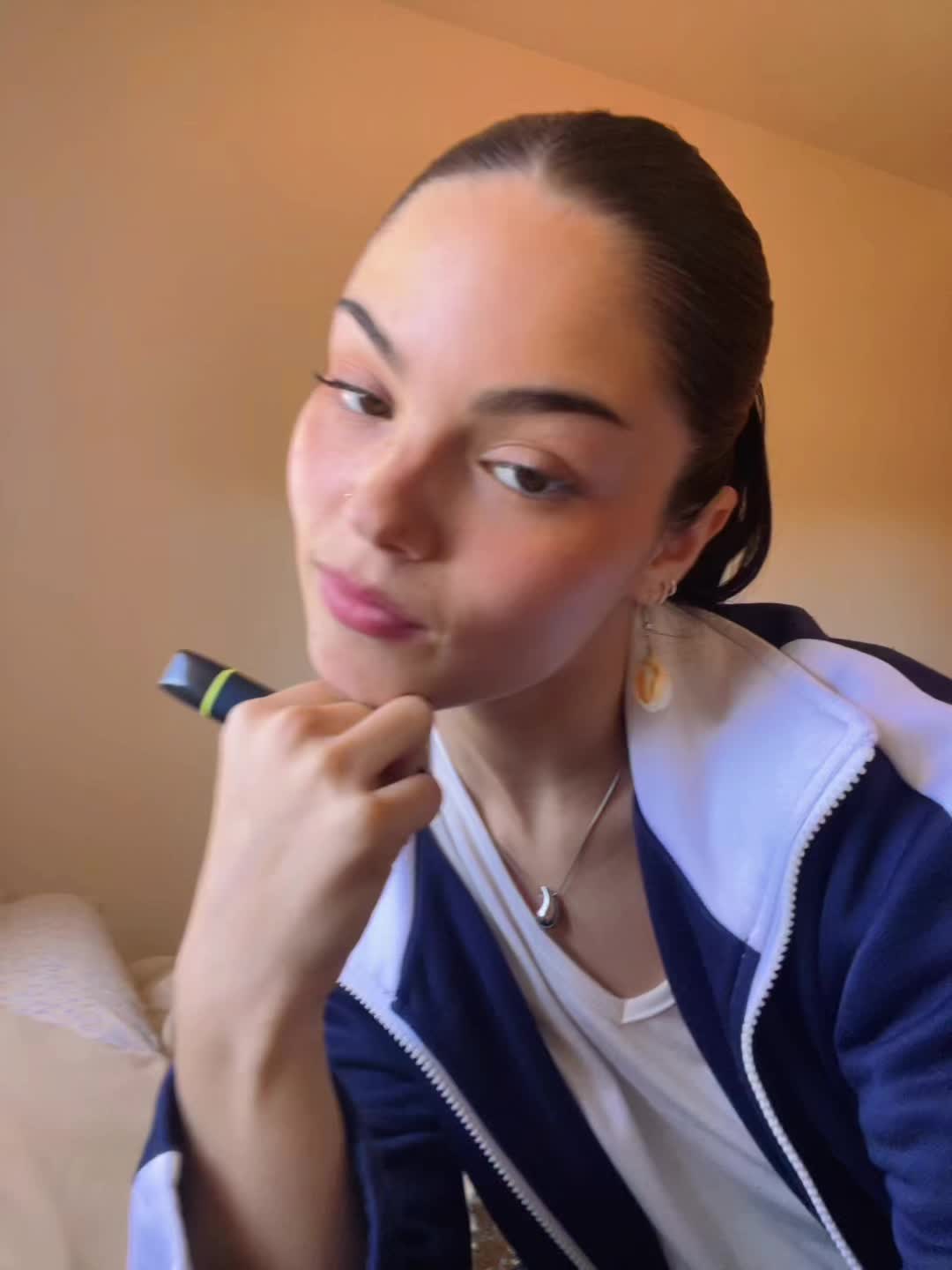 @Menéndezz