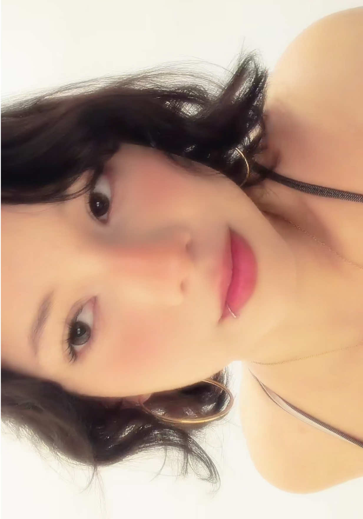 @ラリサ