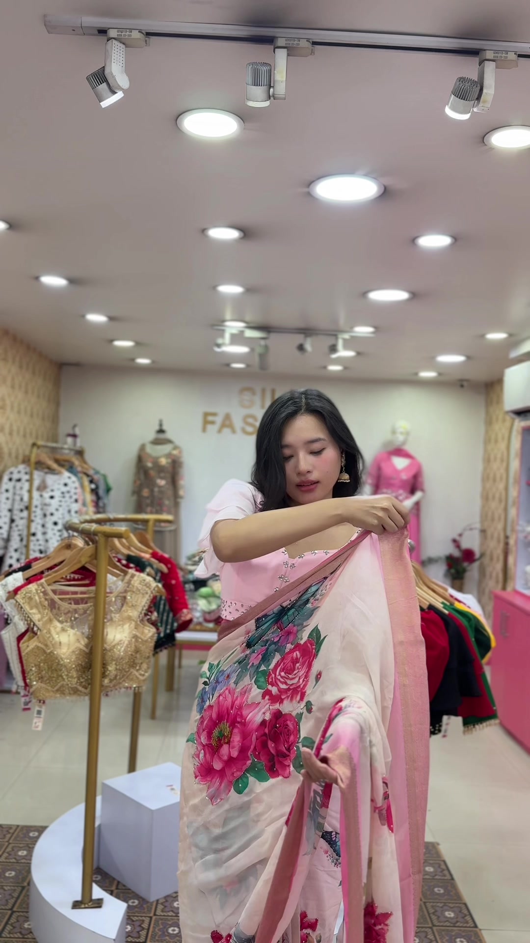 @Silk fashion