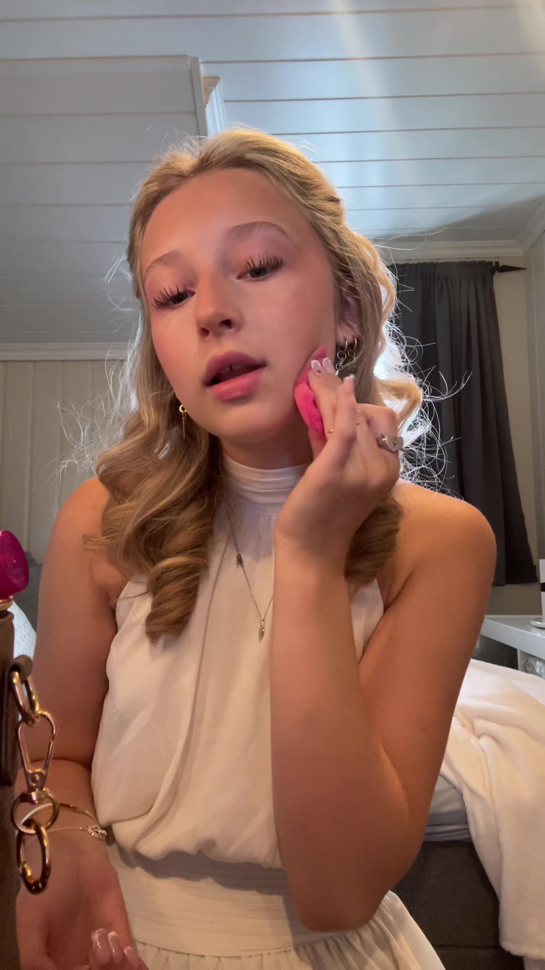 @Nicolineasland
