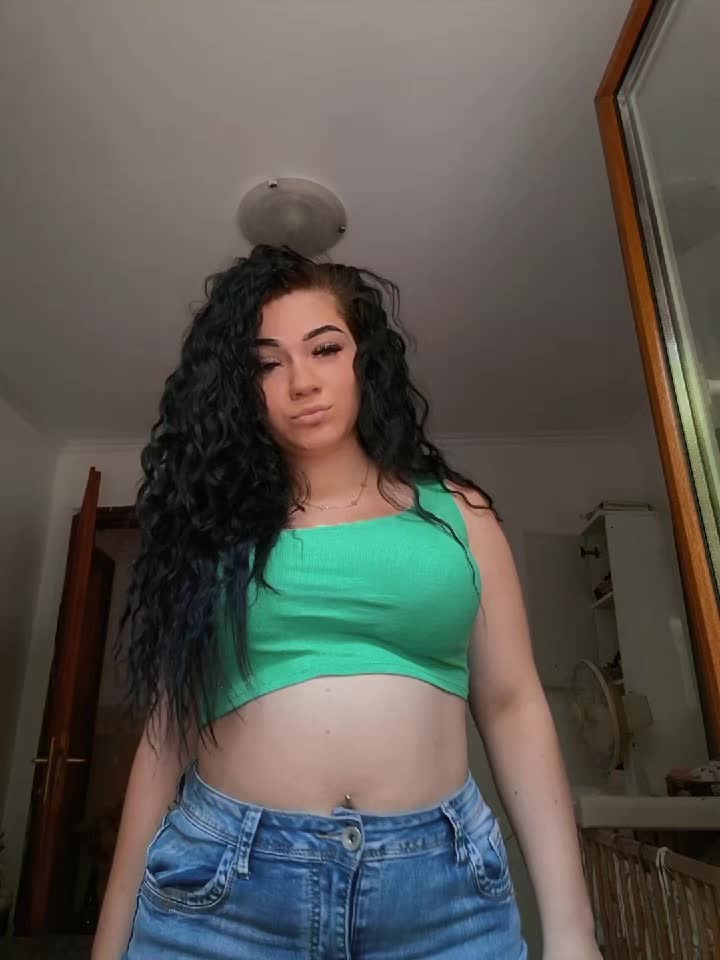 @ℬ🫦
