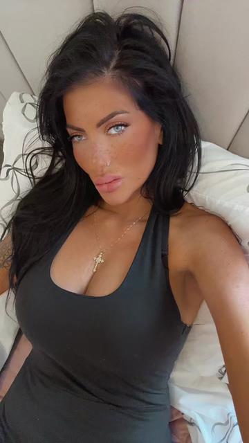 @Miss_tinkerbella_x