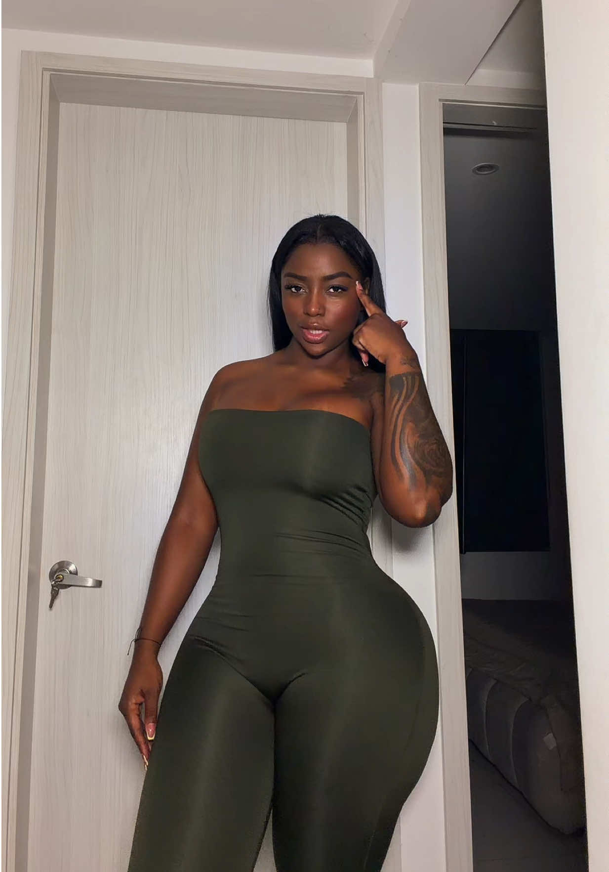 @Vayoletsr