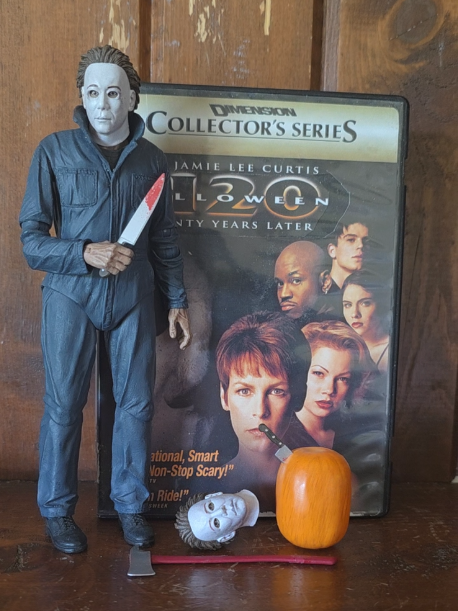 @horrorfanaticx97