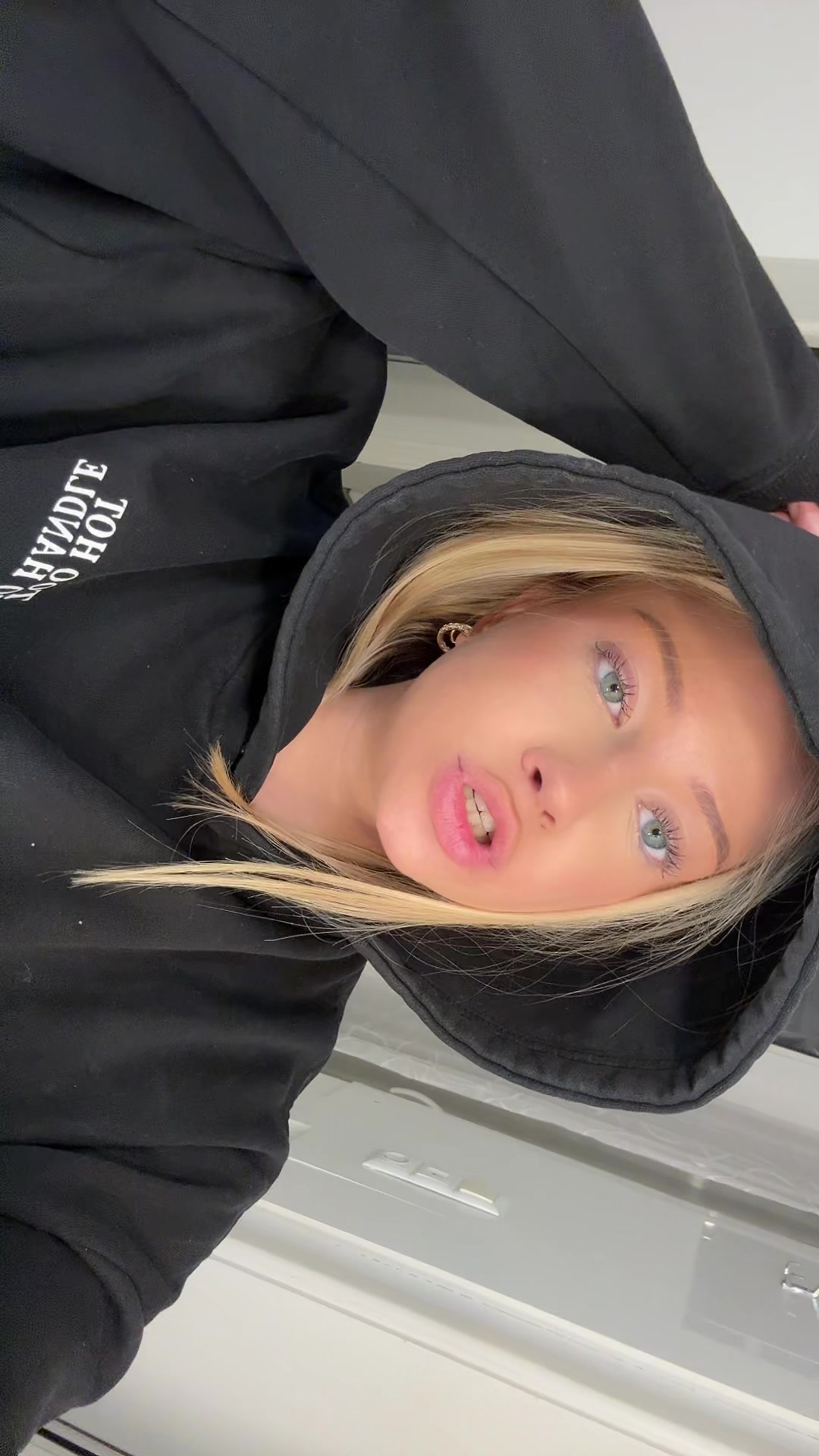 @𝒩𝒸′