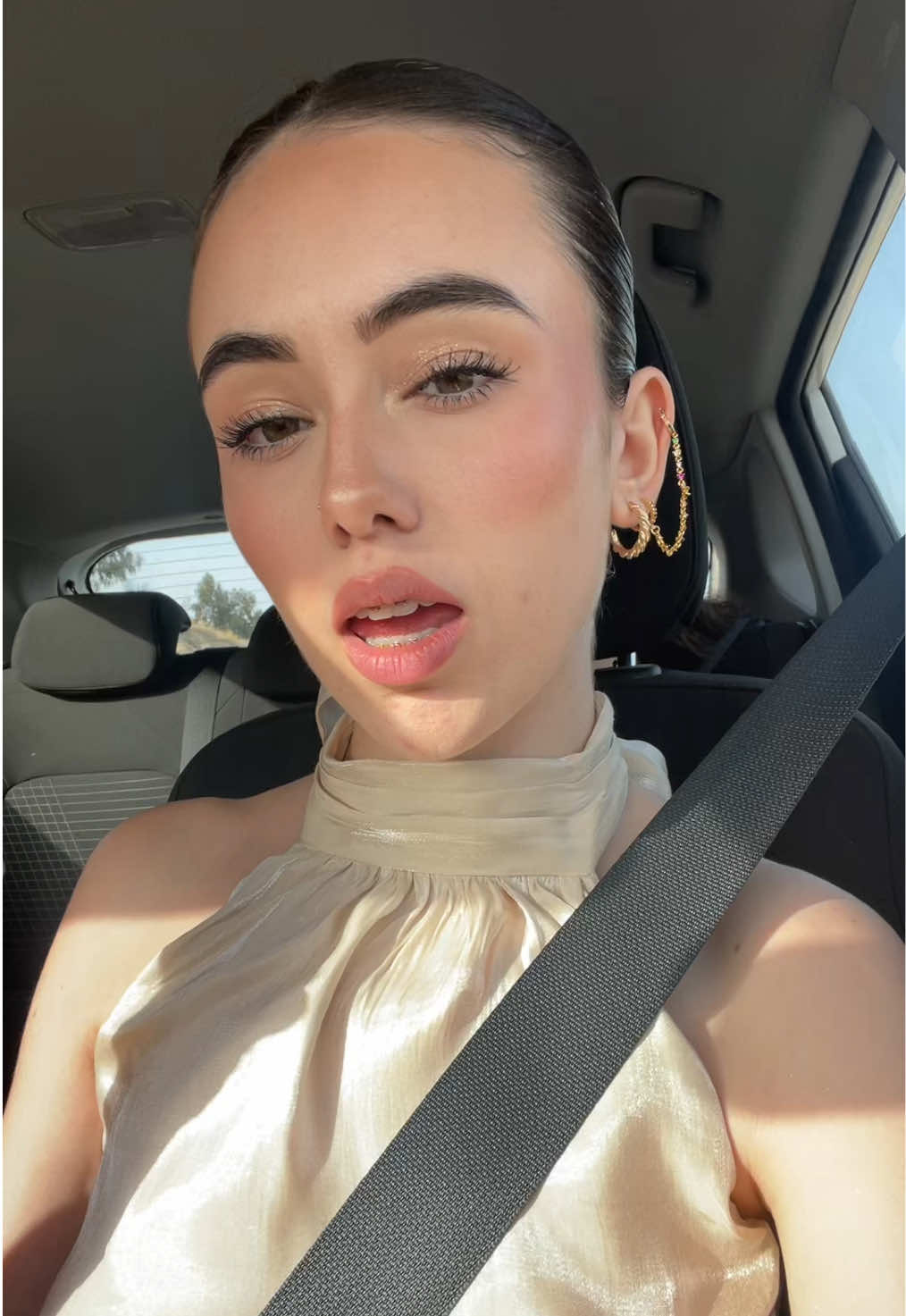 @𝘠𝘰𝘭𝘢𝘯𝘥𝘢 𝘛𝘰𝘳𝘯𝘦𝘭