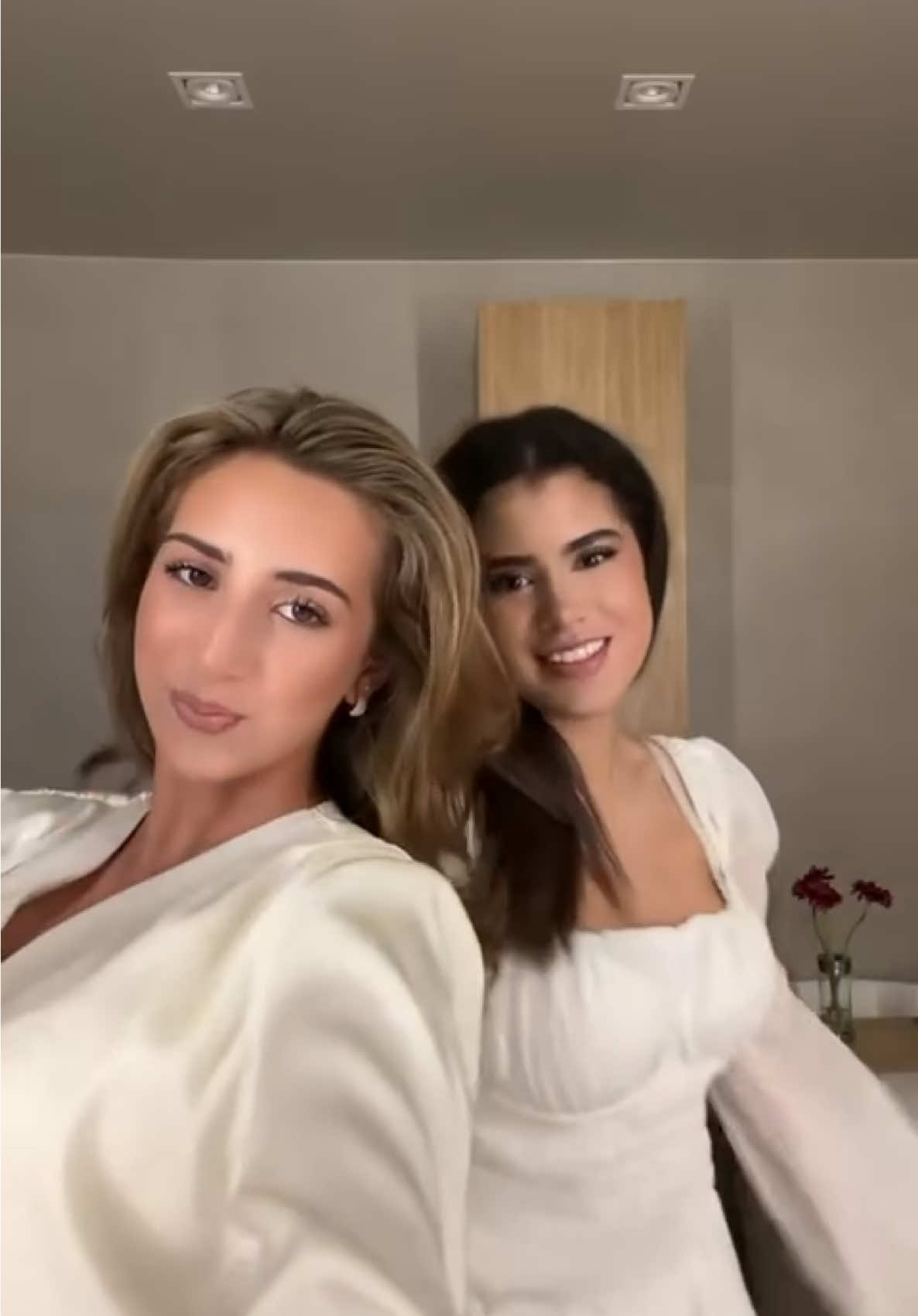 @SOPHIE VALENTINA