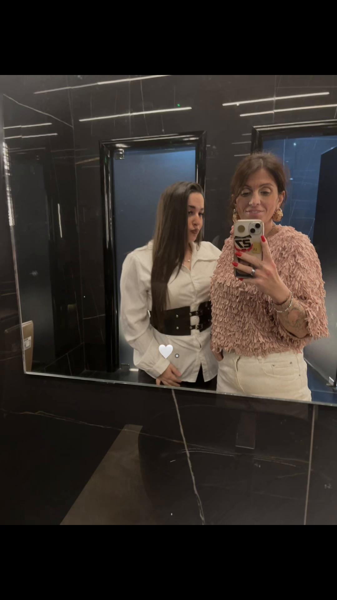 @Veronica Zarba