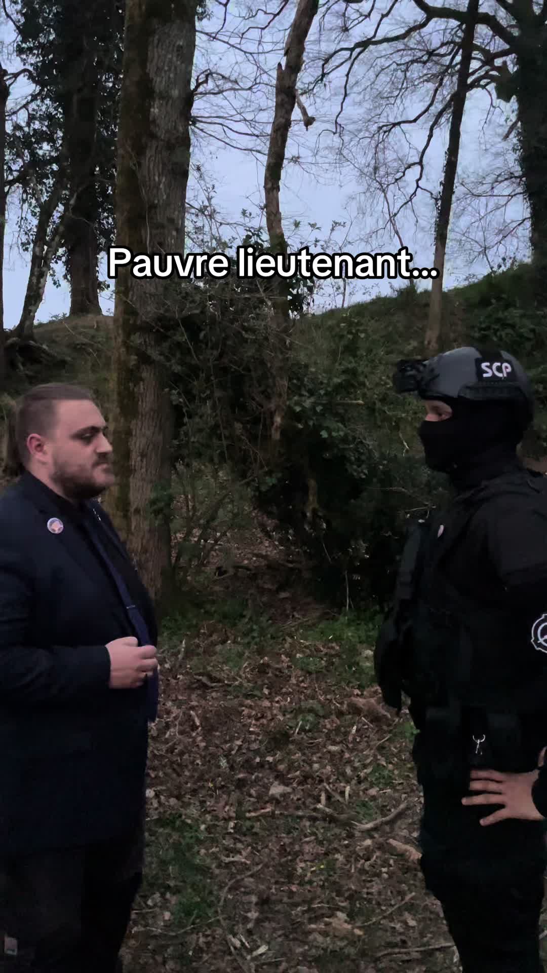 @Alpha 2-1 - Le commandant