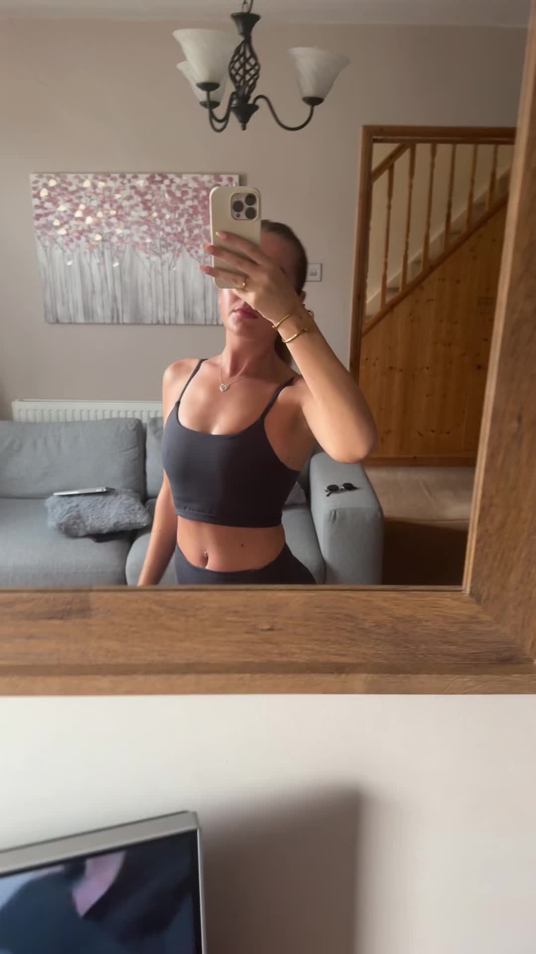 @chloannmccabex
