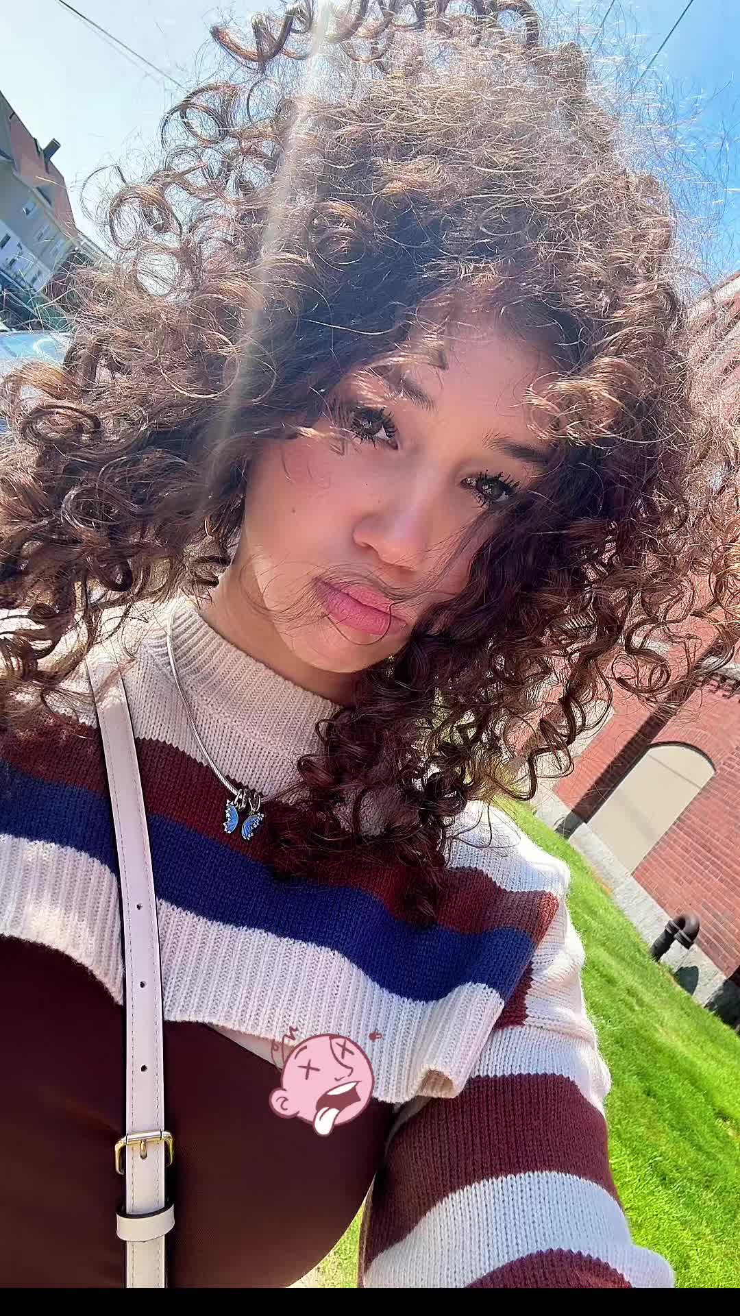 @Neviana