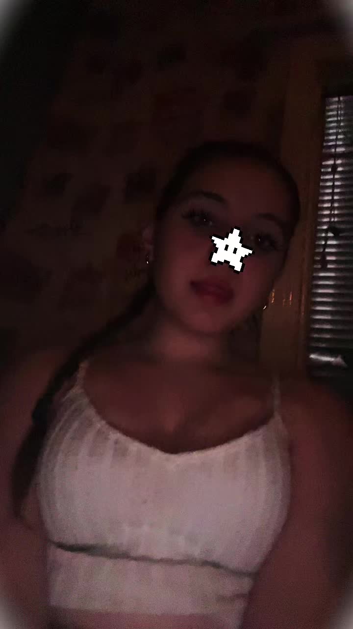 @Chloe