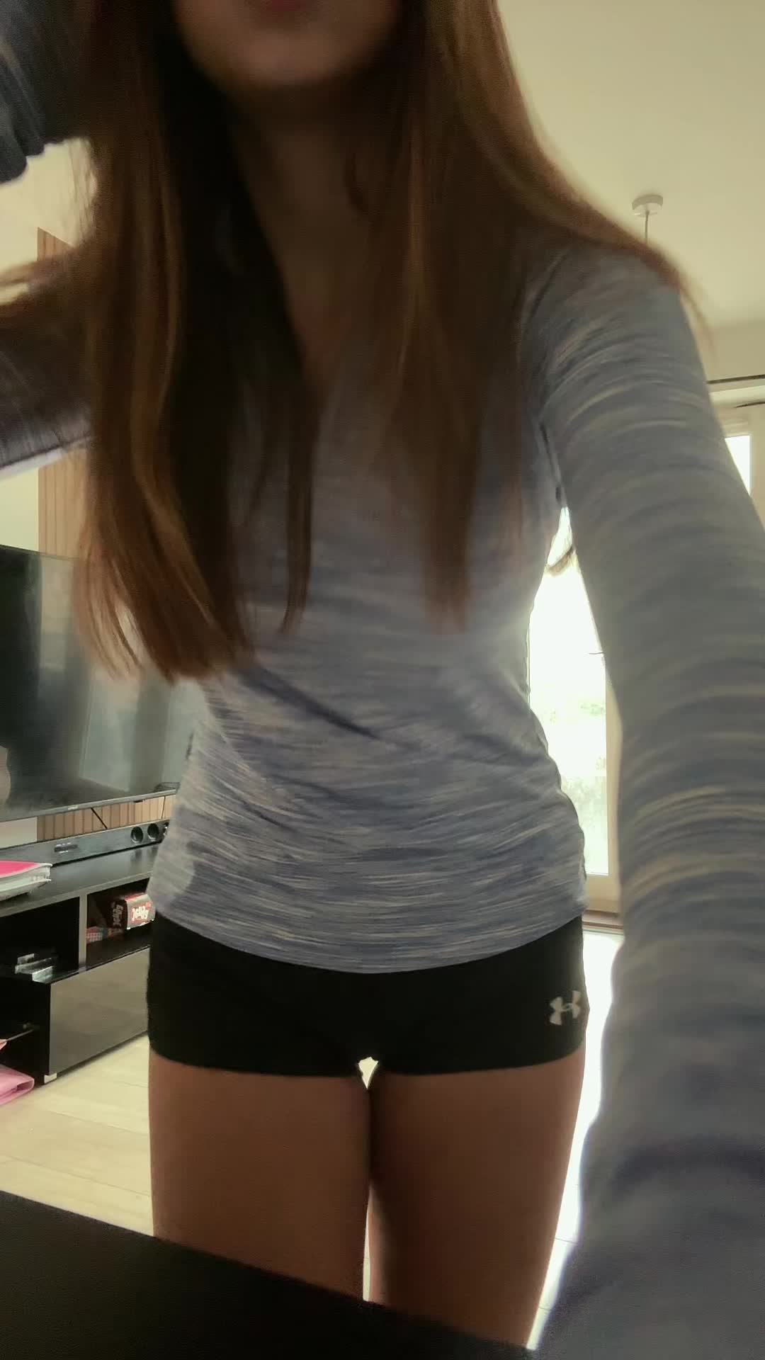 @ℒ𝒾𝓏𝓏𝓎