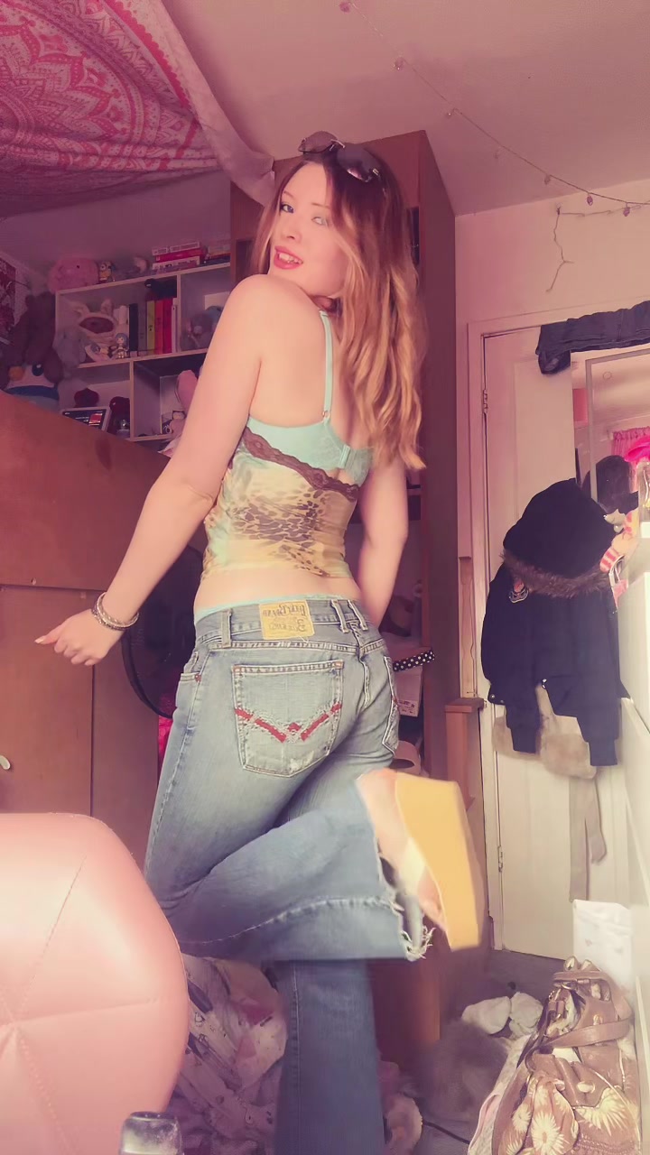 @zara .ೃ࿔*:・