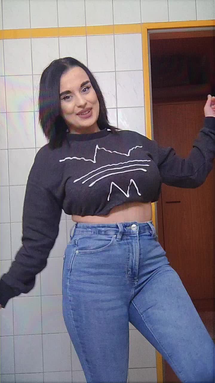 @Denisa Cristina🩵
