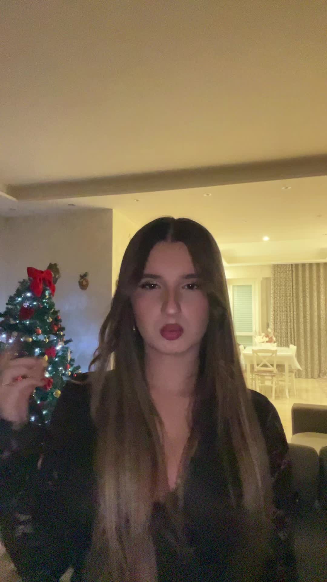 @💫