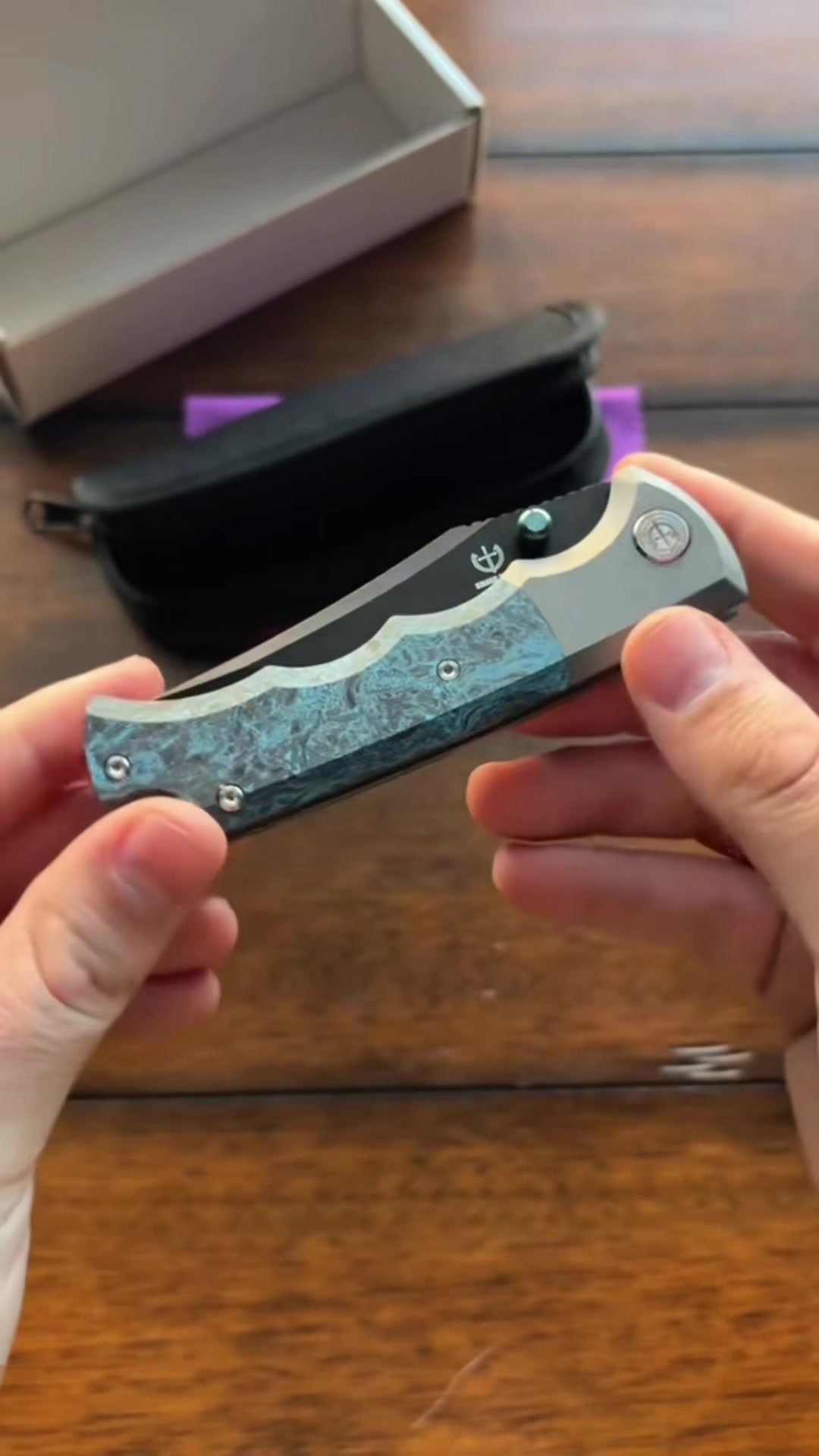 @Vintage_Knife_Guy