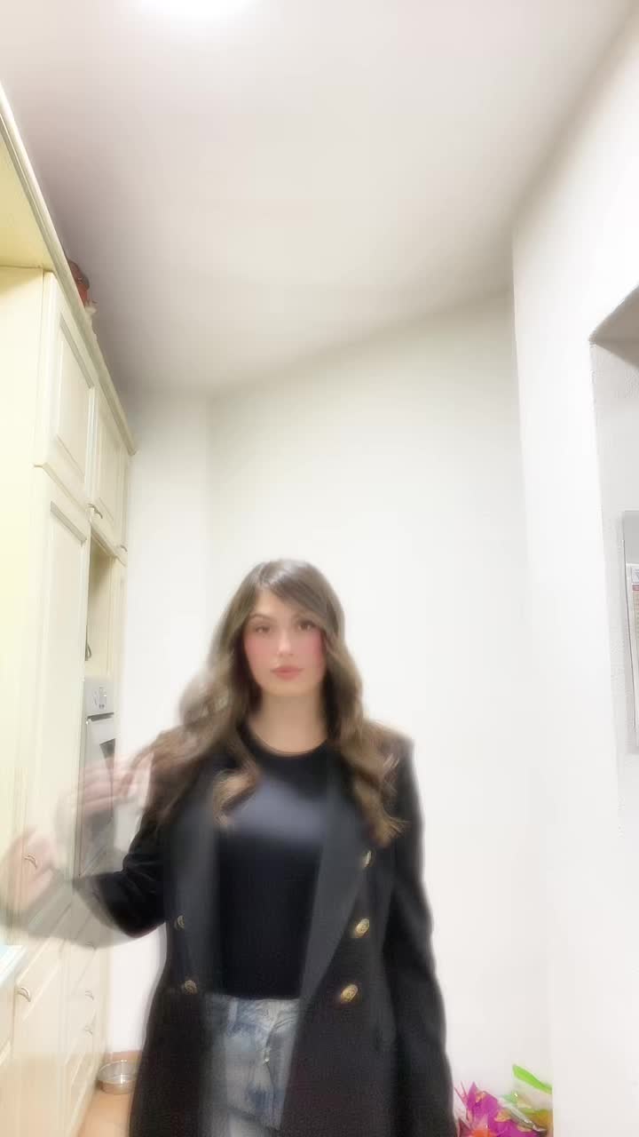 @_auroratragni_