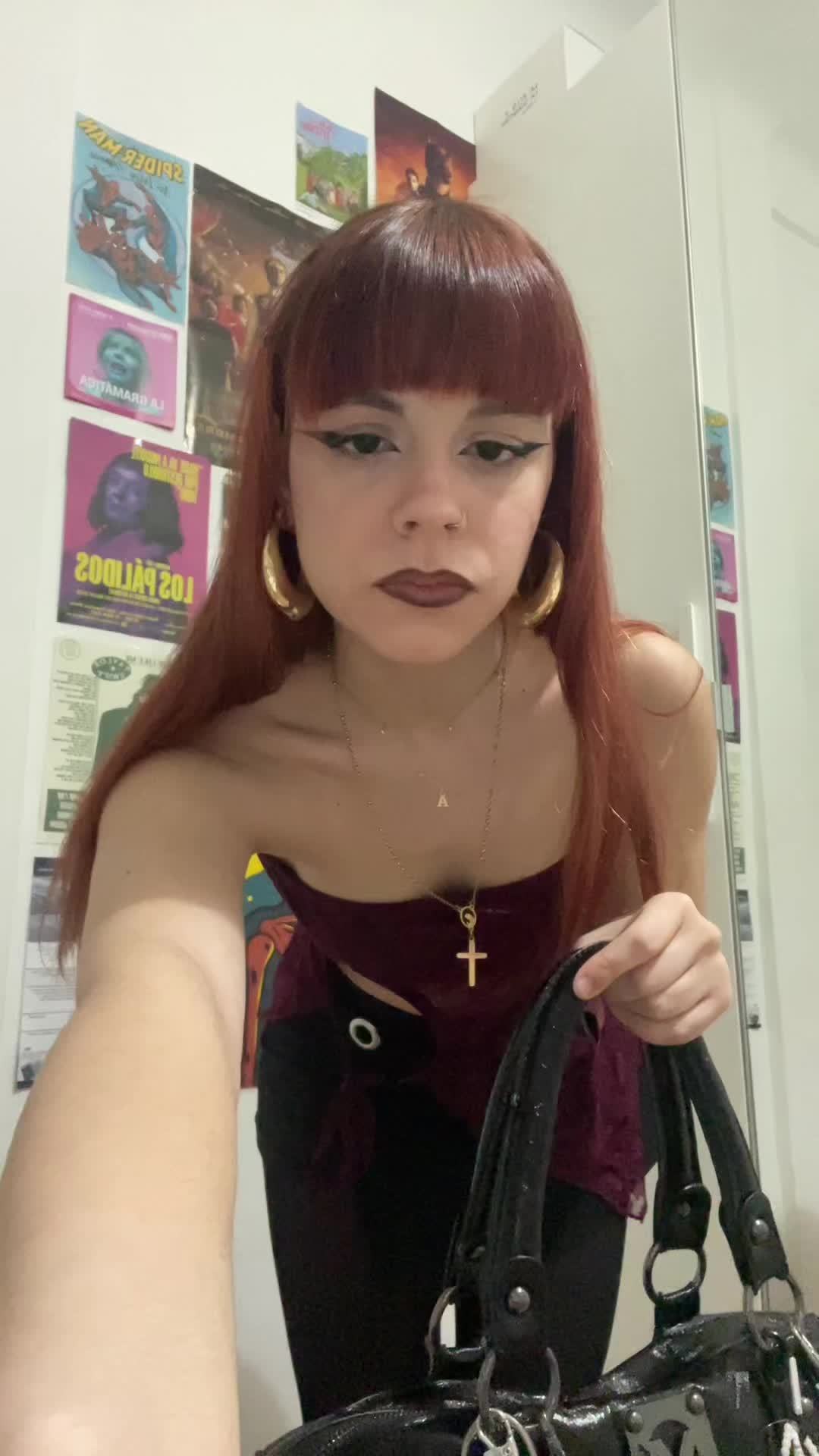 @&aacute;ngela