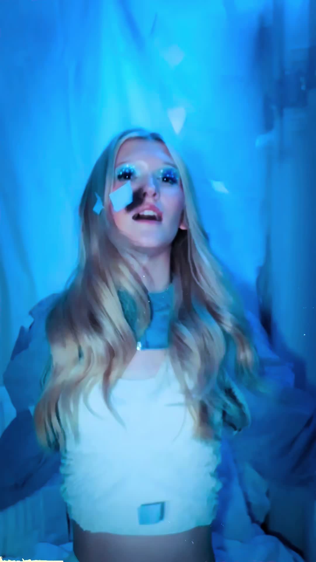 @Amy Louise