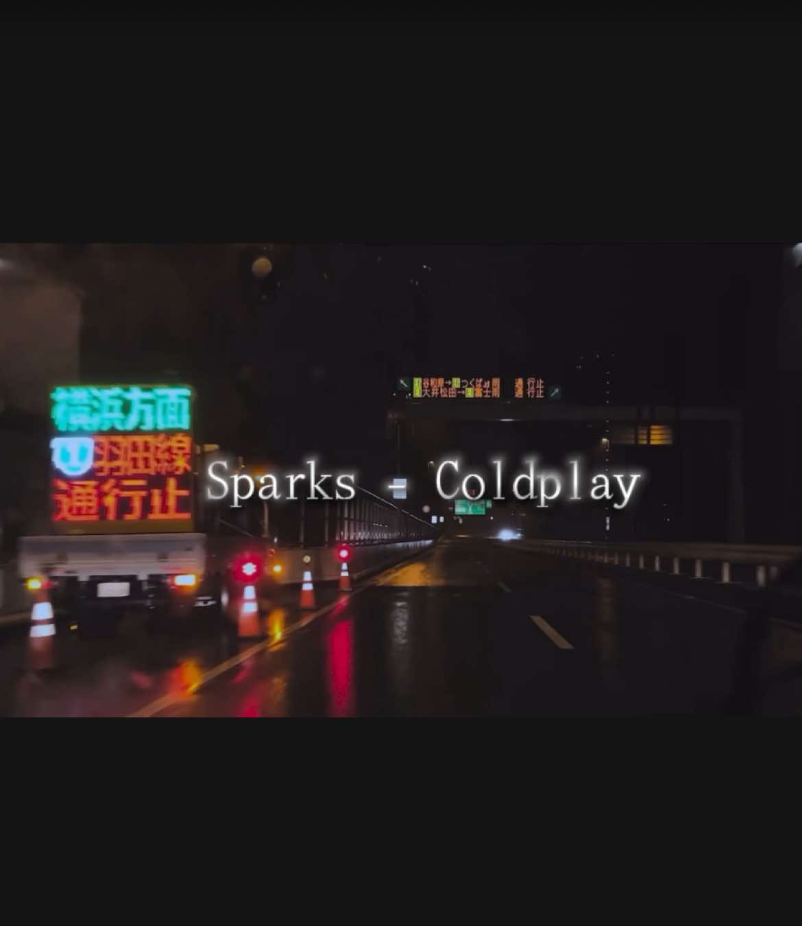 @•