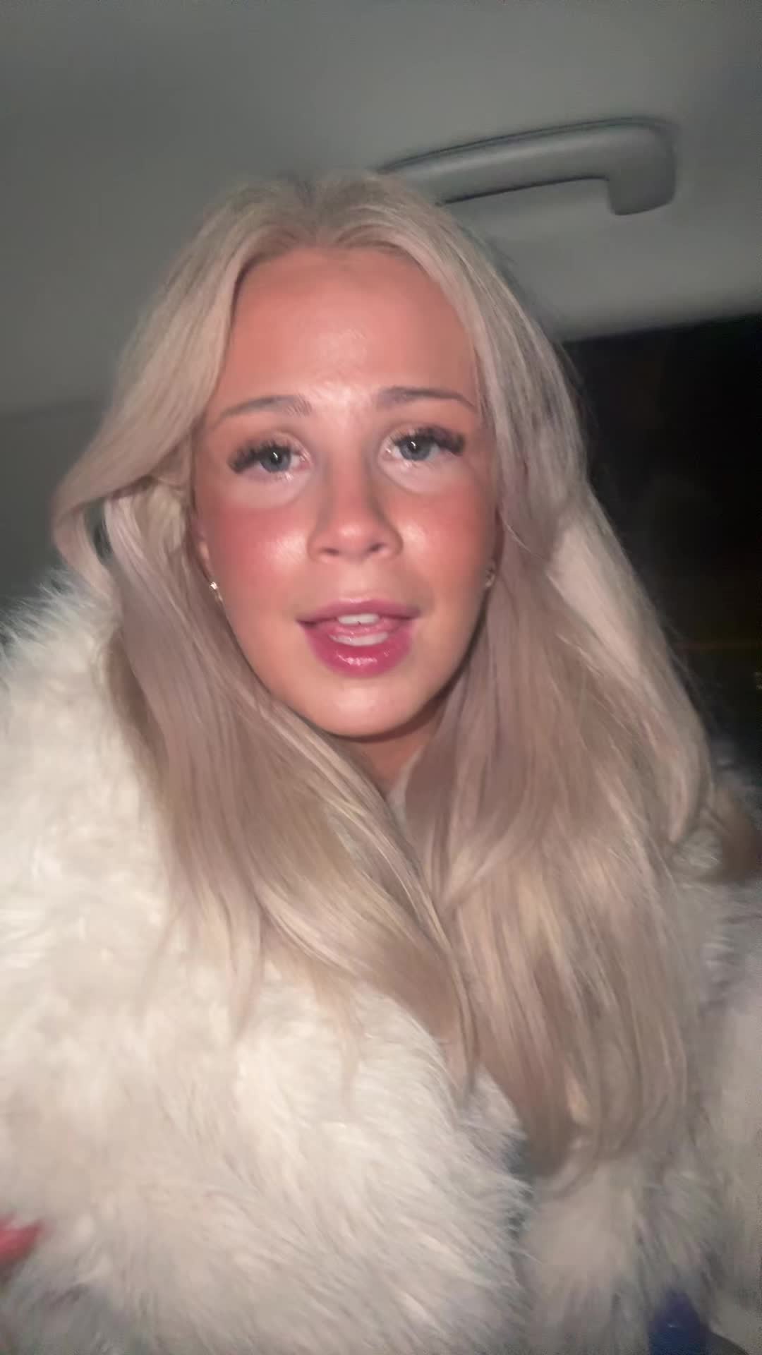 @The blondies🍸🧘🏼♀️🤍🪩🎧