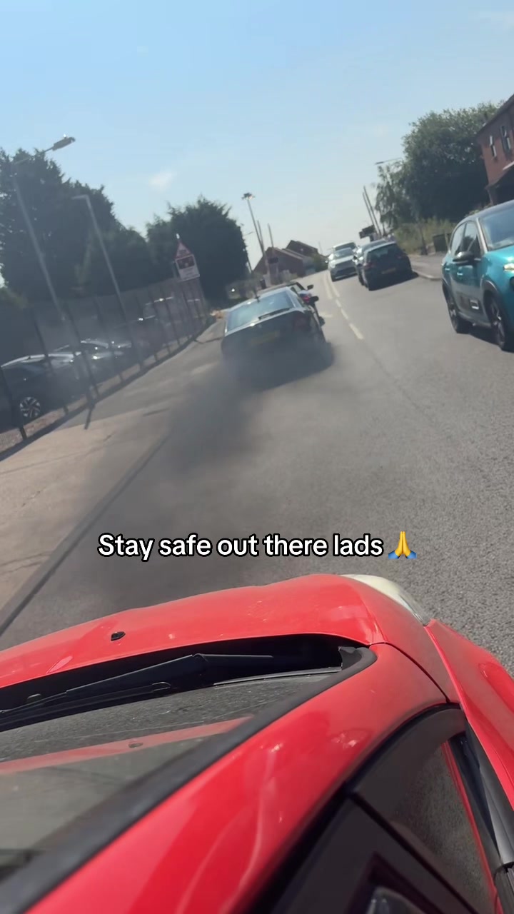 @Joey🚗💨