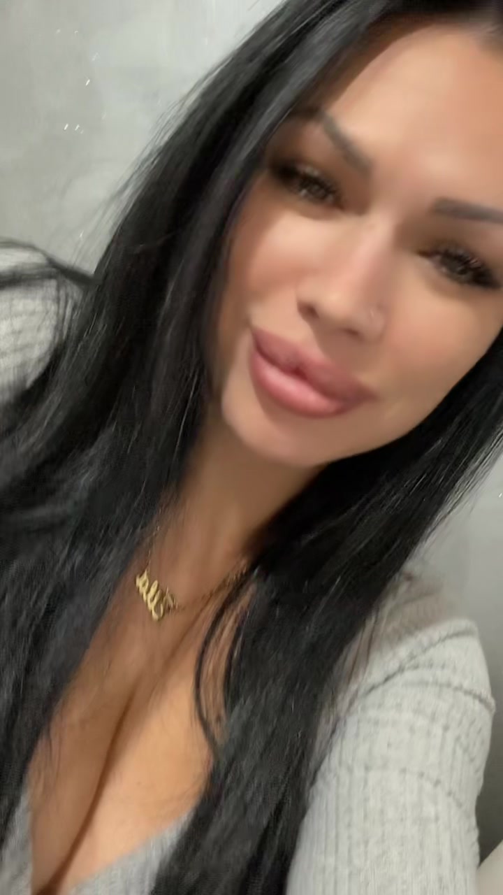 @Ella Ella