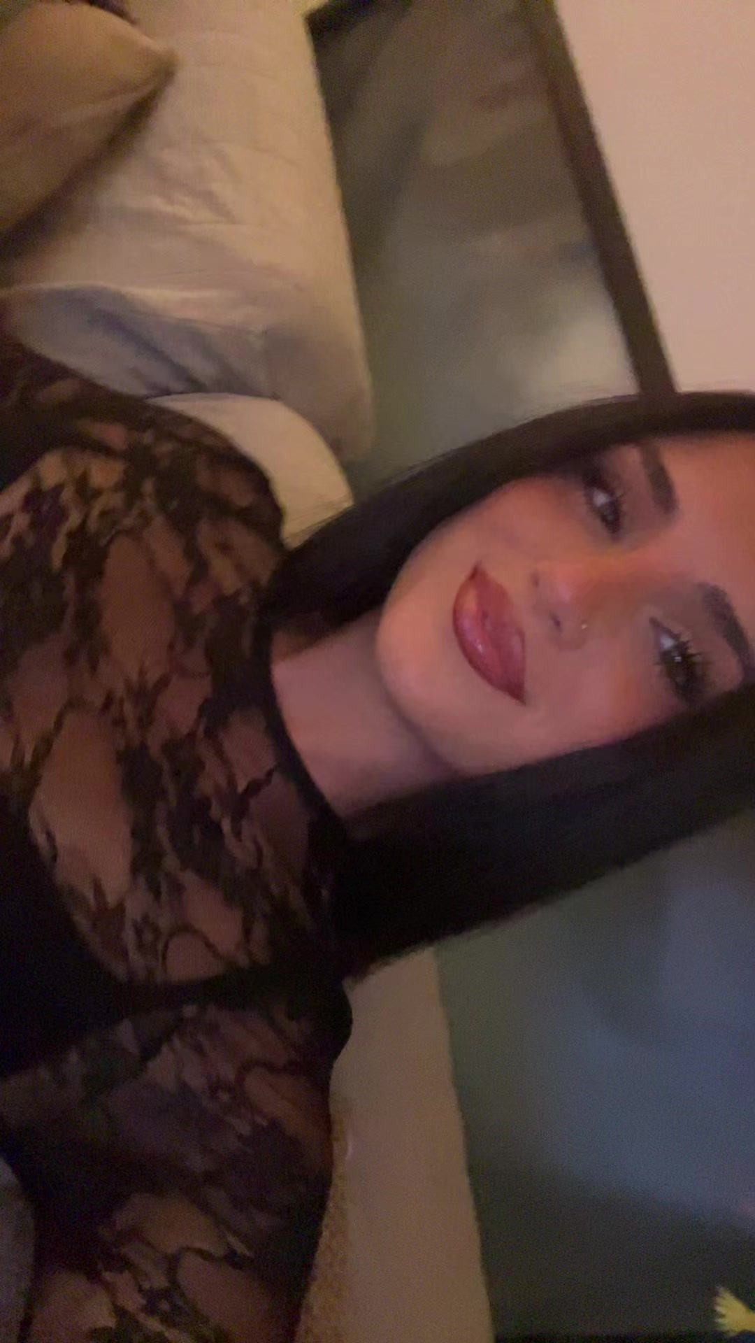 @Maé