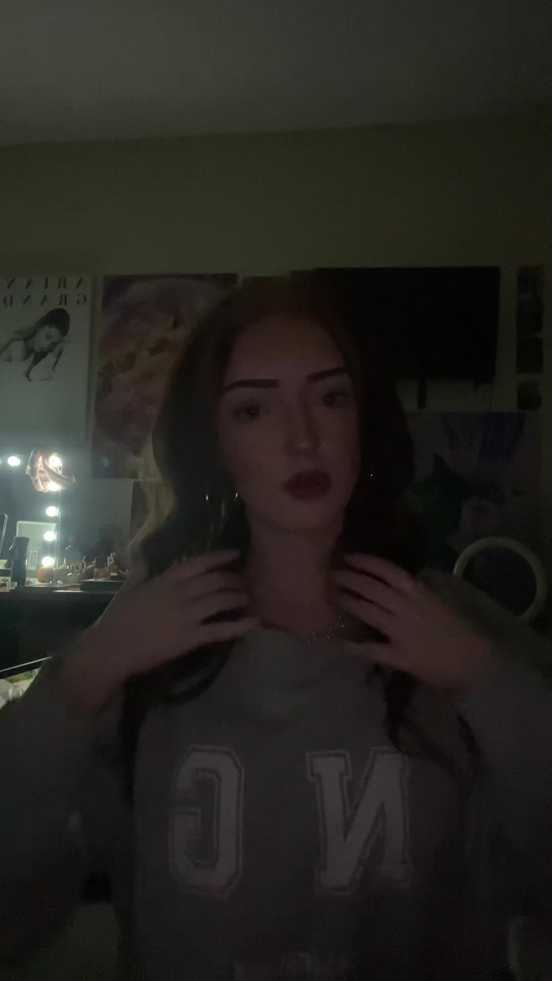 @𝐌𝐞𝐥𝐨𝐝𝐲🫧