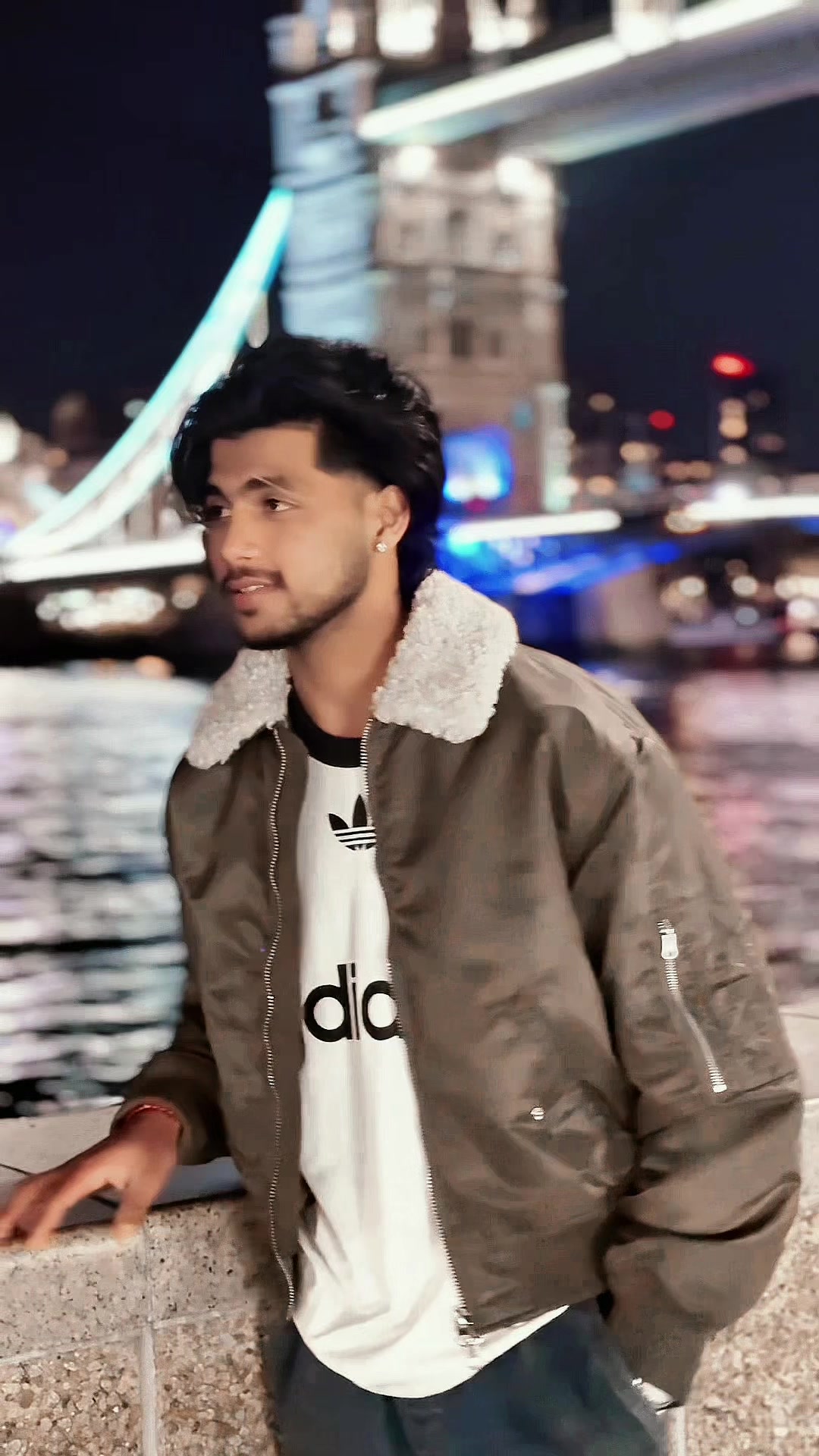 @K I S H A N T H 🐅🇬🇧