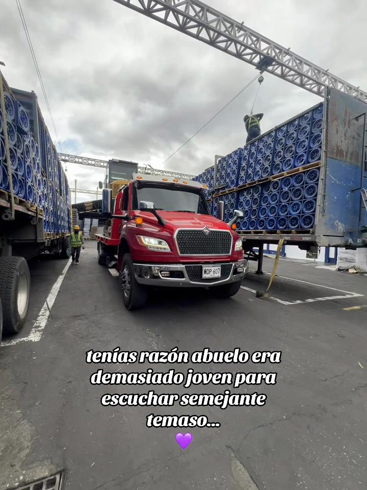 @Arevalostrucksytrailers