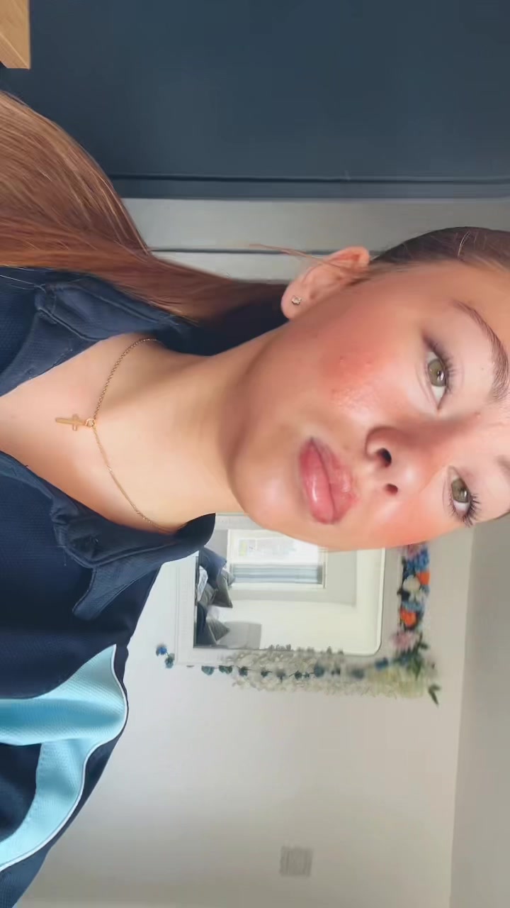 @-𝒜𝓋𝒶-