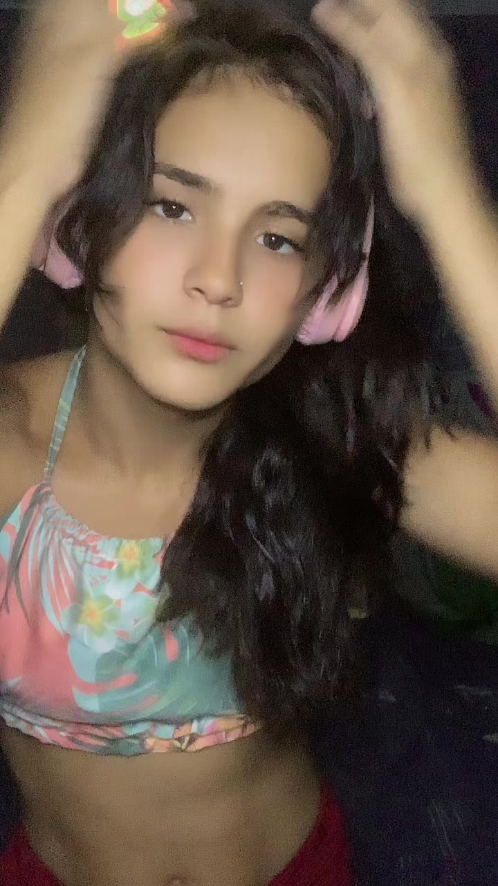 @ISABELLA_OLIVEIRA 🏳️&zwj;⚧️🔥