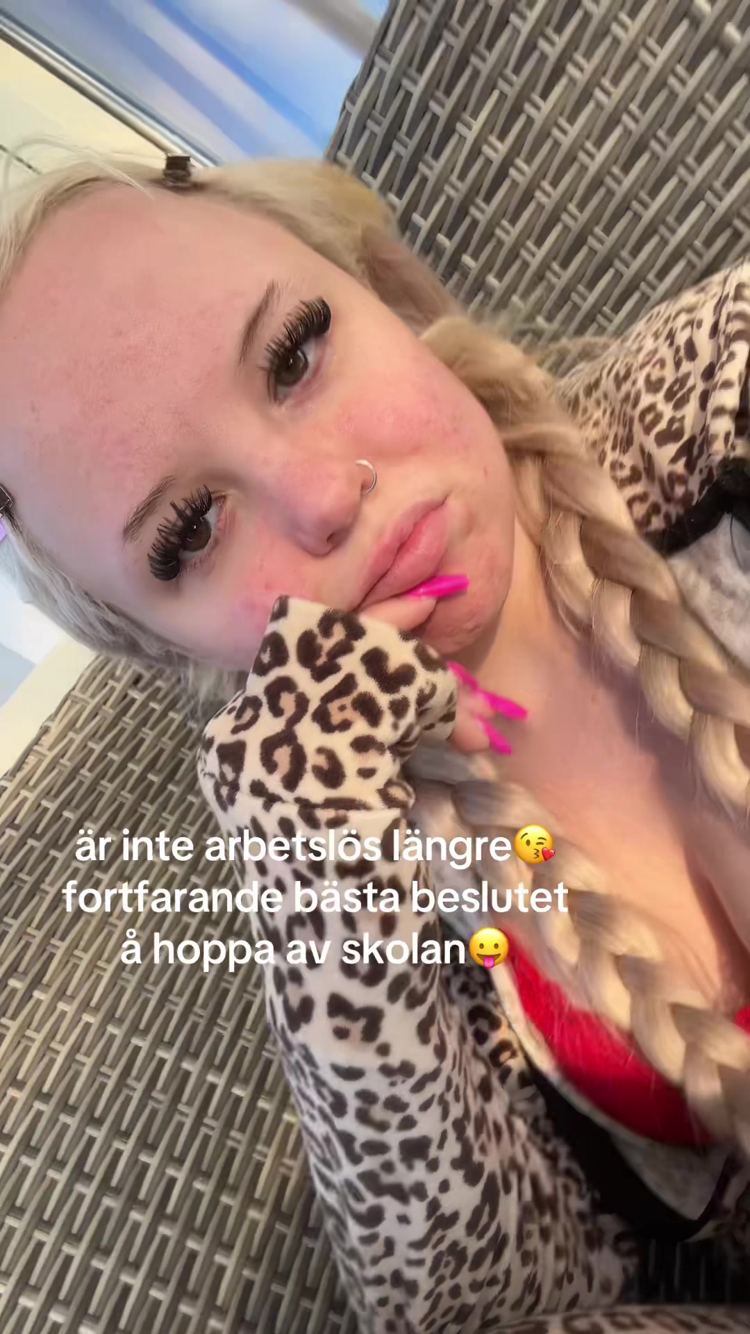 @𝐿𝒾𝓁𝓁𝓈𝓀𝒾𝓉𝑒𝓃🧸🎀