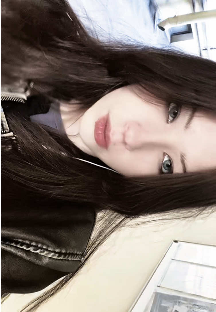 @асоциальная блядь