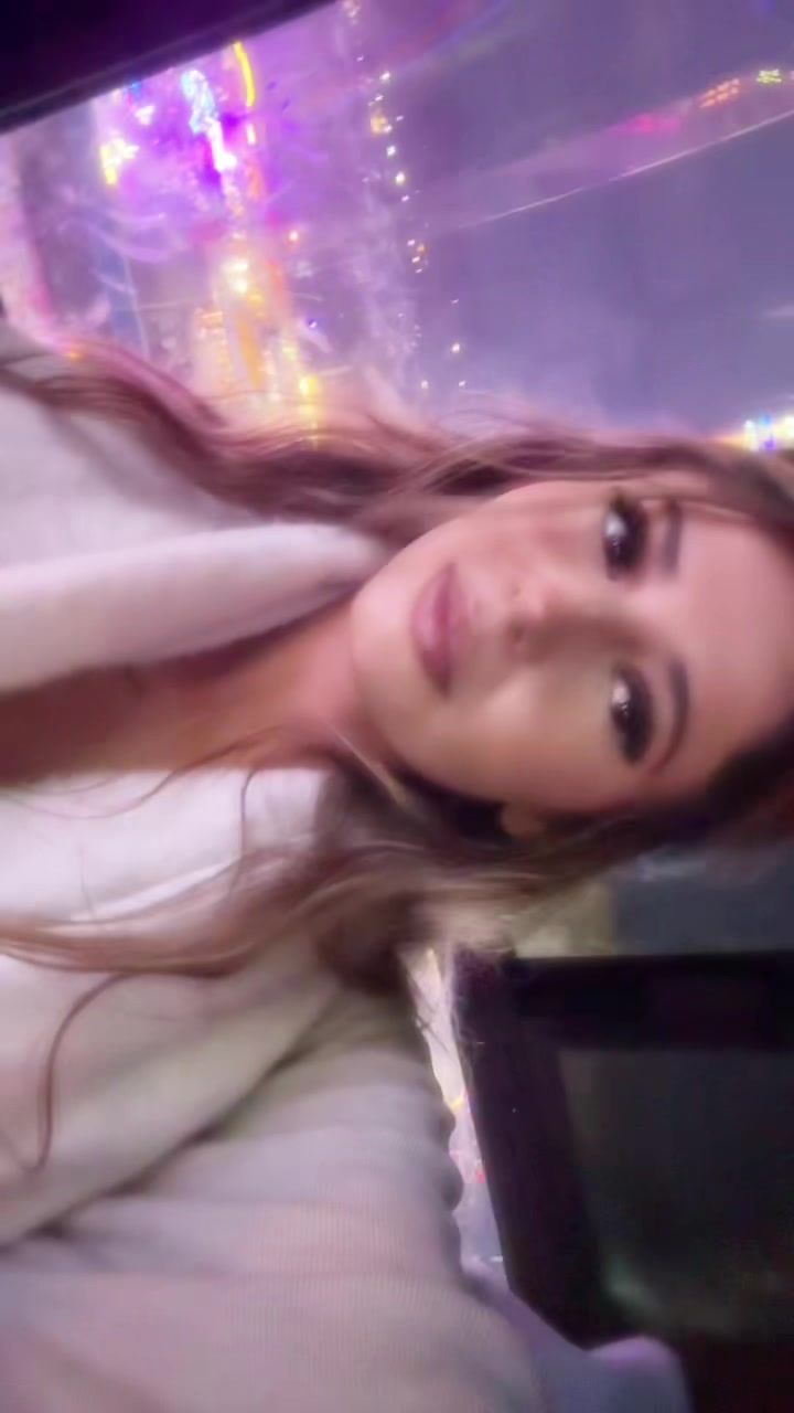 @💋