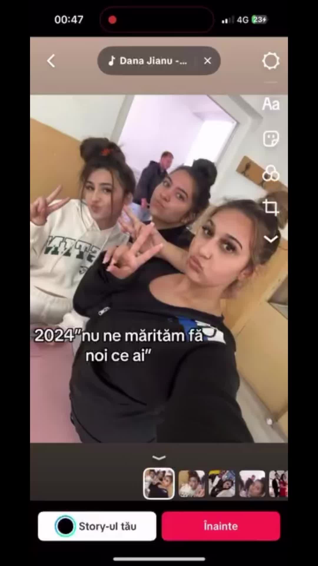@Adelina😌