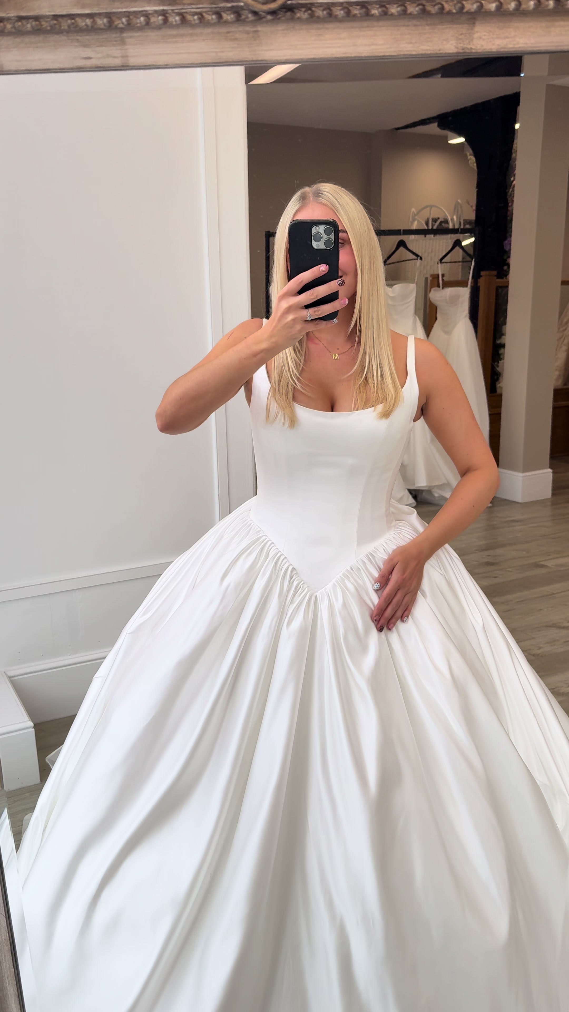 @MiliMili Bridal
