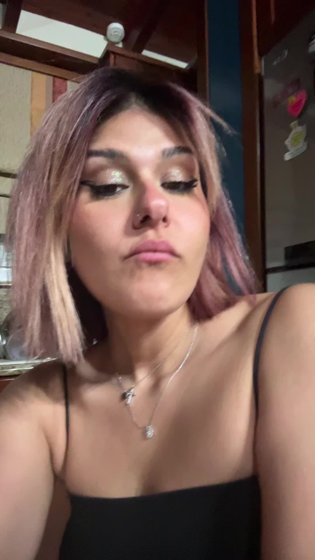 @vasia_psarrou